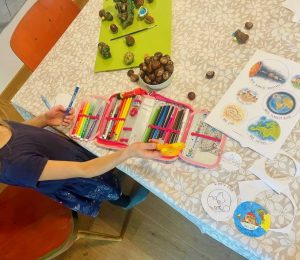 Škola za bukem (61)