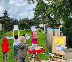 Škola za bukem (80)